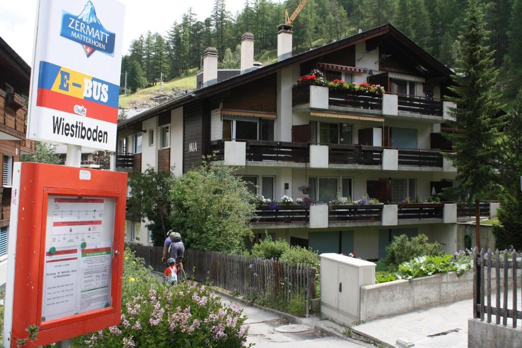 Ferienwohnung Haus Mia Zermatt Ngoại thất bức ảnh